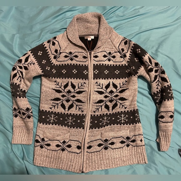 Cozy Grey Wool Zipper Patterned Sweater Medium - Picture 5 of 5